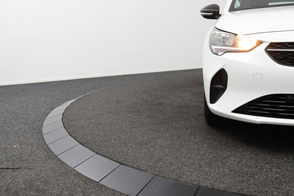 Opel CORSA-E Edition 50 kWh*3FASE*CRUISE*ECC*NAVI*CARPLAY* Opel CORSA-E Edition 50 kWh*3FASE*CRUISE*ECC*NAVI*CARPLAY*