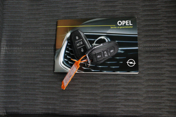 Opel CORSA-E Edition 50 kWh*3FASE*CRUISE*ECC*NAVI*CARPLAY* Opel CORSA-E Edition 50 kWh*3FASE*CRUISE*ECC*NAVI*CARPLAY*