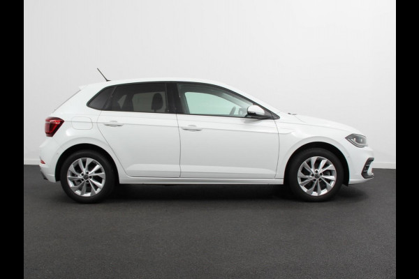 Volkswagen Polo 1.0 TSI 110pk DSG Style | Navigatie | LED | Adaptive cruise control | Apple carplay/ Android auto | Parkeersensoren | Verwarmde voorstoelen | Radio/ DAB | Lichtmetalen velgen