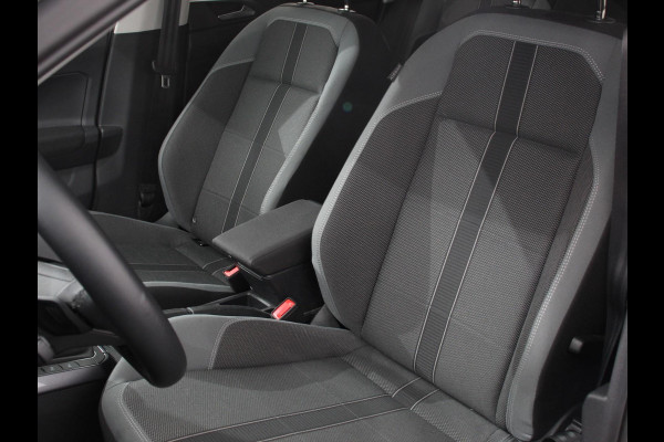 Volkswagen Polo 1.0 TSI 110pk DSG Style | Navigatie | LED | Adaptive cruise control | Apple carplay/ Android auto | Parkeersensoren | Verwarmde voorstoelen | Radio/ DAB | Lichtmetalen velgen