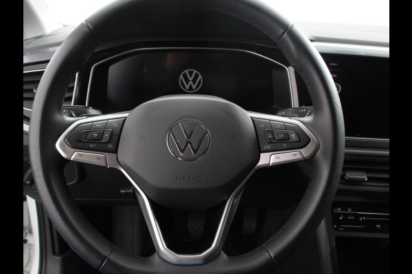 Volkswagen Polo 1.0 TSI 110pk DSG Style | Navigatie | LED | Adaptive cruise control | Apple carplay/ Android auto | Parkeersensoren | Verwarmde voorstoelen | Radio/ DAB | Lichtmetalen velgen