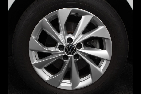 Volkswagen Polo 1.0 TSI 110pk DSG Style | Navigatie | LED | Adaptive cruise control | Apple carplay/ Android auto | Parkeersensoren | Verwarmde voorstoelen | Radio/ DAB | Lichtmetalen velgen