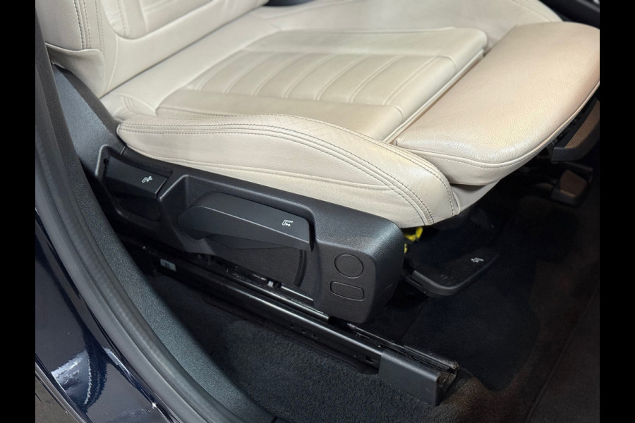 BMW X3 XDrive30e High Executive | Shadow Line | M-Sport | Pano | 20' inch | LED | Camera BMW X3 XDrive30e High Executive | Shadow Line | M-Sport | Pano | 20' inch | LED | Camera