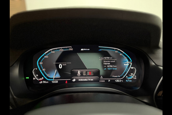 BMW X3 XDrive30e High Executive | Shadow Line | M-Sport | Pano | 20' inch | LED | Camera BMW X3 XDrive30e High Executive | Shadow Line | M-Sport | Pano | 20' inch | LED | Camera