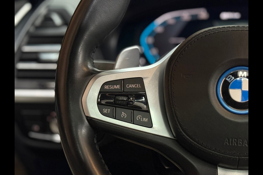 BMW X3 XDrive30e High Executive | Shadow Line | M-Sport | Pano | 20' inch | LED | Camera BMW X3 XDrive30e High Executive | Shadow Line | M-Sport | Pano | 20' inch | LED | Camera