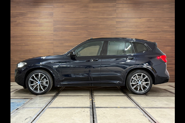 BMW X3 XDrive30e High Executive | Shadow Line | M-Sport | Pano | 20' inch | LED | Camera BMW X3 XDrive30e High Executive | Shadow Line | M-Sport | Pano | 20' inch | LED | Camera