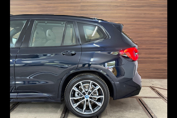BMW X3 XDrive30e High Executive | Shadow Line | M-Sport | Pano | 20' inch | LED | Camera BMW X3 XDrive30e High Executive | Shadow Line | M-Sport | Pano | 20' inch | LED | Camera