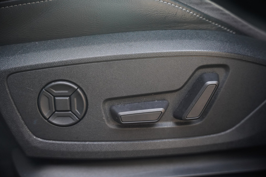 Audi Q3 Sportback 35 TFSI Pro Line S | S-Line | Stoelverwarming | Keyless | 360 Camera | Leer | Elektrische Stoelen | Adaptive Cruise Control | Dodehoekdetectie | Navigatie | Parkeersensoren | Vitrual Cockpit