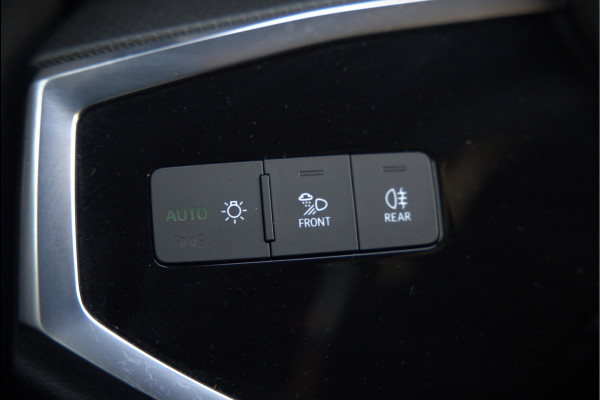 Audi Q3 Sportback 35 TFSI Pro Line S | S-Line | Stoelverwarming | Keyless | 360 Camera | Leer | Elektrische Stoelen | Adaptive Cruise Control | Dodehoekdetectie | Navigatie | Parkeersensoren | Vitrual Cockpit