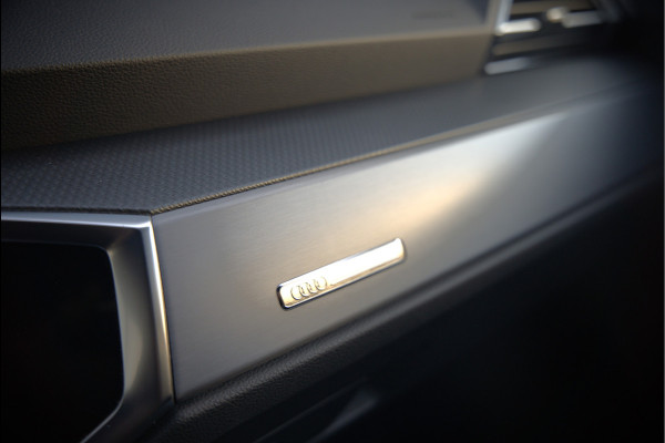 Audi Q3 Sportback 35 TFSI Pro Line S | S-Line | Stoelverwarming | Keyless | 360 Camera | Leer | Elektrische Stoelen | Adaptive Cruise Control | Dodehoekdetectie | Navigatie | Parkeersensoren | Vitrual Cockpit