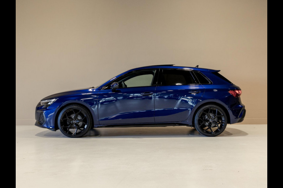 Audi A3 Sportback 35 TFSI S edition / 150pk / Panorama dak / Sonos / Achteruitrij camera /