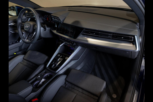 Audi A3 Sportback 35 TFSI S edition / 150pk / Panorama dak / Sonos / Achteruitrij camera /