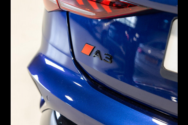 Audi A3 Sportback 35 TFSI S edition / 150pk / Panorama dak / Sonos / Achteruitrij camera /