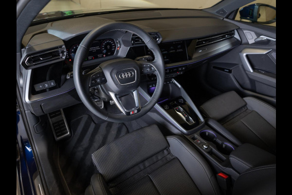 Audi A3 Sportback 35 TFSI S edition / 150pk / Panorama dak / Sonos / Achteruitrij camera /