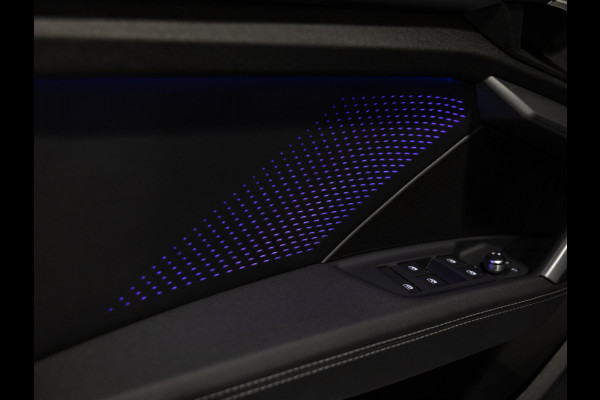 Audi A3 Sportback 35 TFSI S edition / 150pk / Panorama dak / Sonos / Achteruitrij camera /