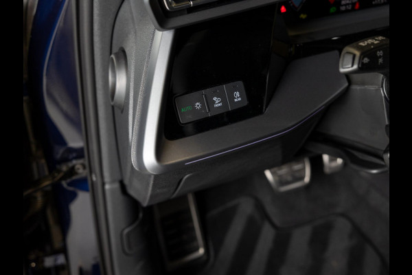 Audi A3 Sportback 35 TFSI S edition / 150pk / Panorama dak / Sonos / Achteruitrij camera /