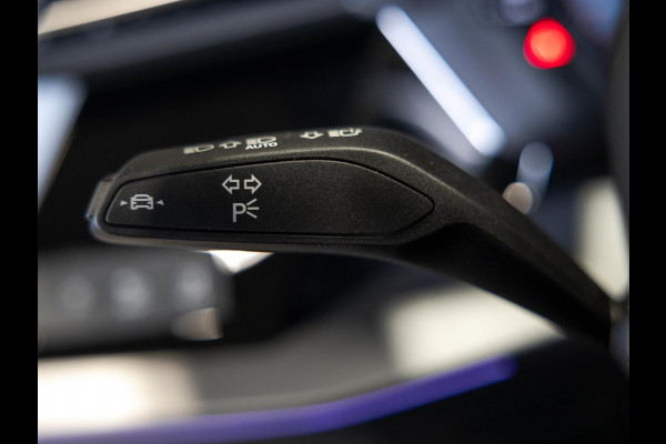 Audi A3 Sportback 35 TFSI S edition / 150pk / Panorama dak / Sonos / Achteruitrij camera /