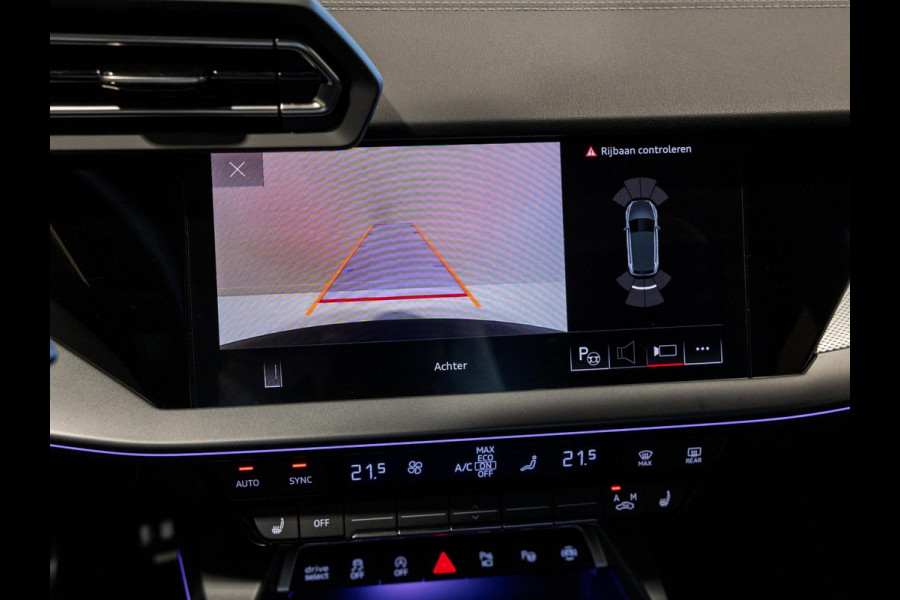 Audi A3 Sportback 35 TFSI S edition / 150pk / Panorama dak / Sonos / Achteruitrij camera /