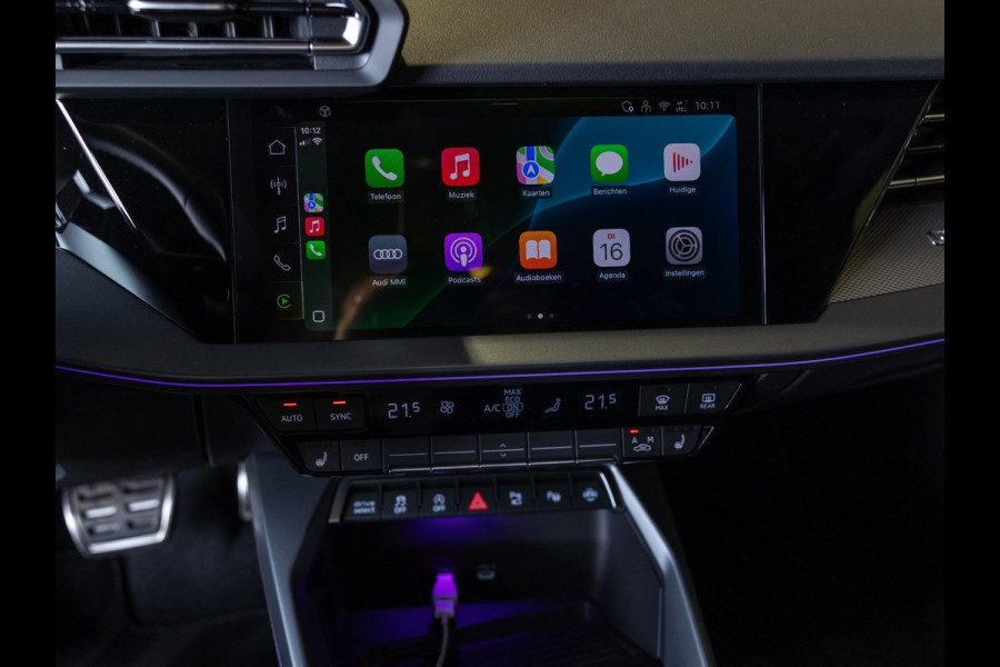 Audi A3 Sportback 35 TFSI S edition / 150pk / Panorama dak / Sonos / Achteruitrij camera /