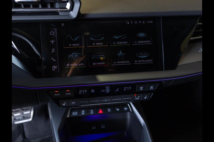 Audi A3 Sportback 35 TFSI S edition / 150pk / Panorama dak / Sonos / Achteruitrij camera /