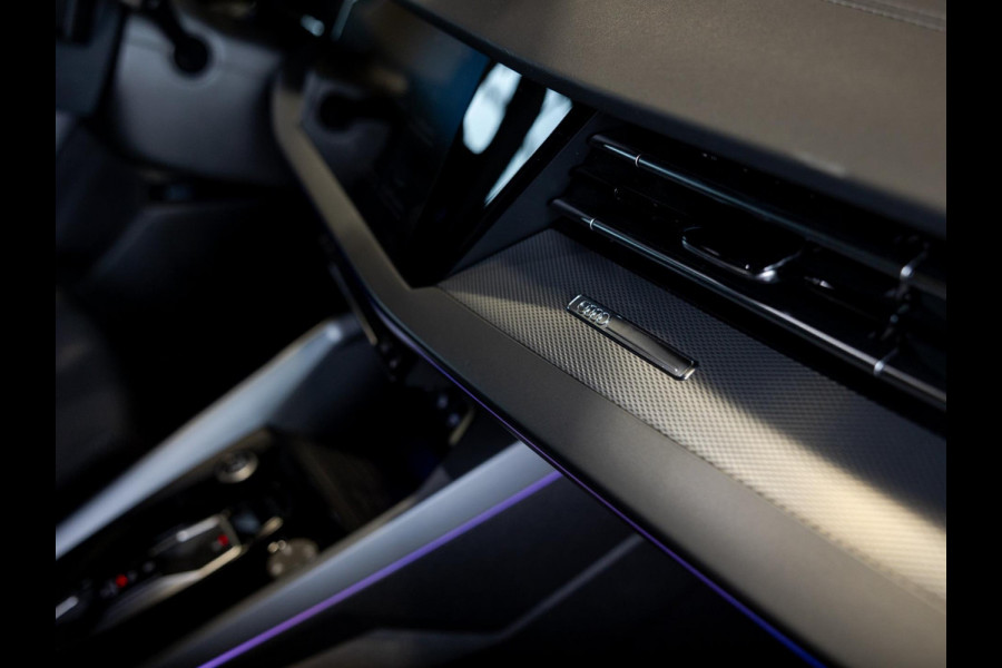 Audi A3 Sportback 35 TFSI S edition / 150pk / Panorama dak / Sonos / Achteruitrij camera /