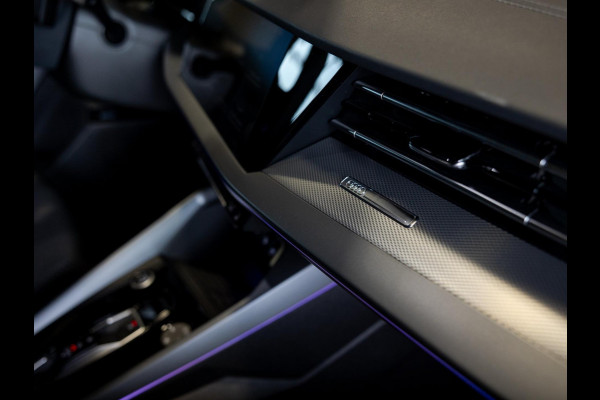 Audi A3 Sportback 35 TFSI S edition / 150pk / Panorama dak / Sonos / Achteruitrij camera /