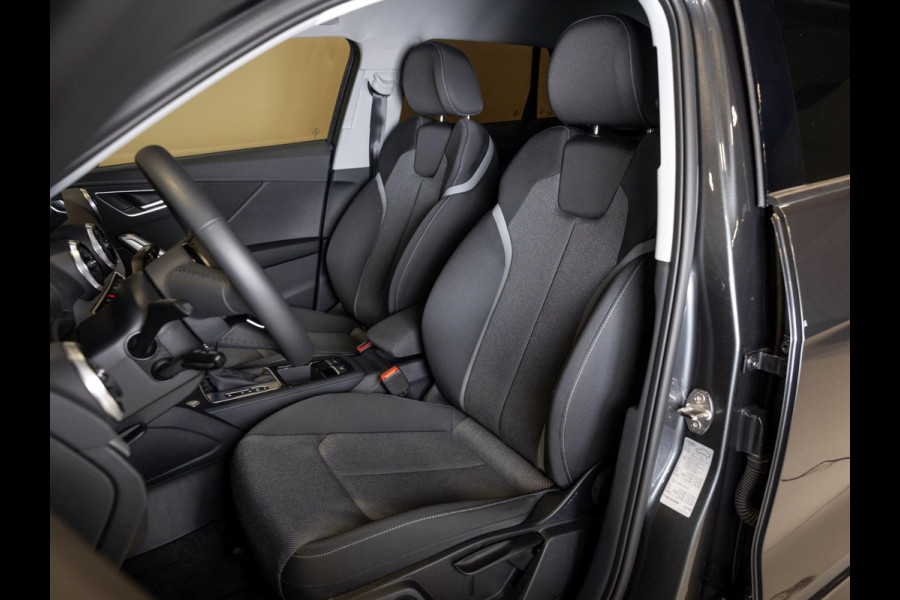 Audi Q2 35 TFSI S Edition / 150pk / Stoelverwarming / Keyless entry / Matrix LED / Adaptieve cruise control /