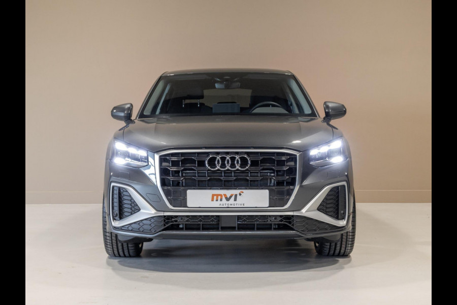 Audi Q2 35 TFSI S Edition / 150pk / Stoelverwarming / Keyless entry / Matrix LED / Adaptieve cruise control /
