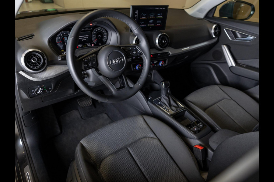 Audi Q2 35 TFSI S Edition / 150pk / Stoelverwarming / Keyless entry / Matrix LED / Adaptieve cruise control /