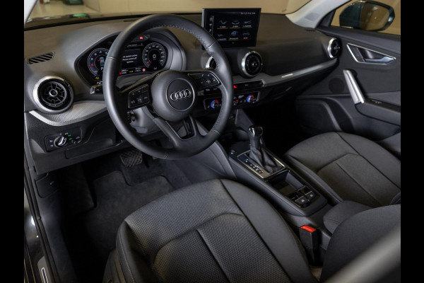 Audi Q2 35 TFSI S Edition / 150pk / Stoelverwarming / Keyless entry / Matrix LED / Adaptieve cruise control /