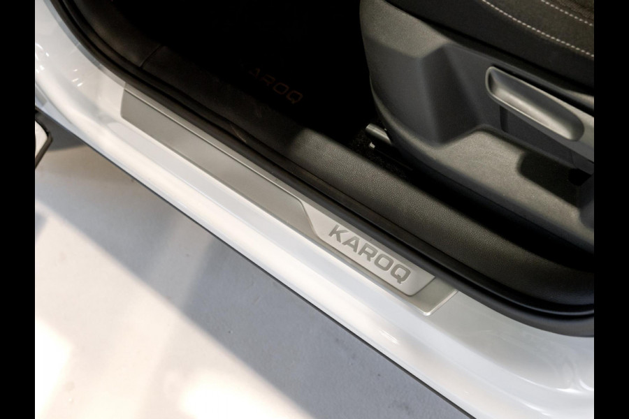 Škoda Karoq 1.5 TSI ACT Business Edition / 150pk / Achteruitrij camera / Stoelverwarming / Adaptieve cruise control /