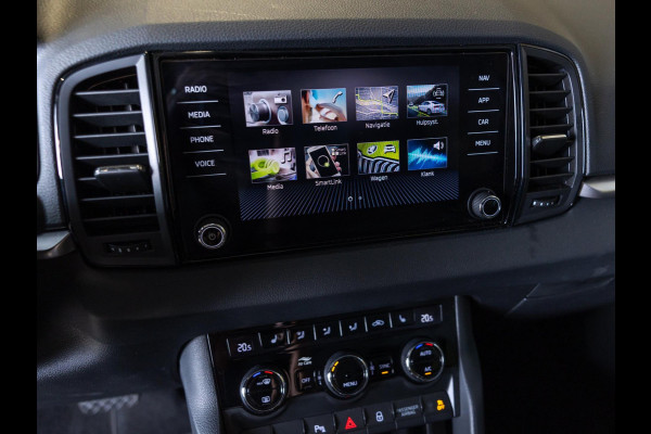 Škoda Karoq 1.5 TSI ACT Business Edition / 150pk / Achteruitrij camera / Stoelverwarming / Adaptieve cruise control /