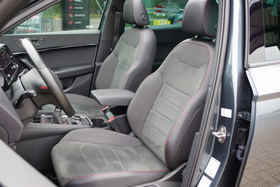 Seat Ateca 1.5 TSI 150 PK FR Business Intense, Panoramadak, BEATS Audio, Digitale Cockpit, 360 Camera, Carplay Seat Ateca 1.5 TSI 150 PK FR Business Intense, Panoramadak, BEATS Audio, Digitale Cockpit, 360 Camera, Carplay