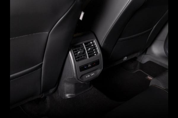 CUPRA Leon Sportstourer 1.5 eTSI Business / 150pk / Stoel en stuurverwarming / Adaptieve cruise control / CUPRA Leon Sportstourer 1.5 eTSI Business / 150pk / Stoel en stuurverwarming / Adaptieve cruise control /