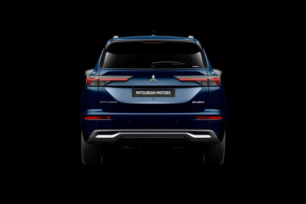 Mitsubishi Outlander 2.4 PHEV First Edition Mitsubishi Outlander 2.4 PHEV First Edition
