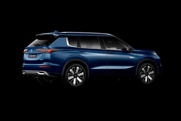 Mitsubishi Outlander 2.4 PHEV First Edition Mitsubishi Outlander 2.4 PHEV First Edition