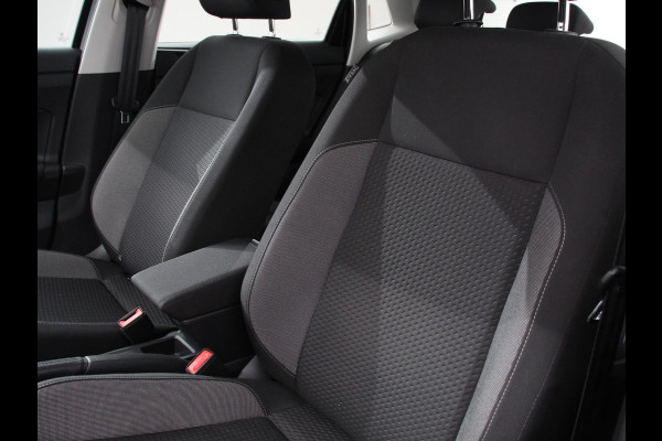 Volkswagen Polo 1.0 TSI Life | Navigatie | Digitale Cockpit | Airco | Parkeer sensoren V+A | LED | Lichtmetalen Velgen