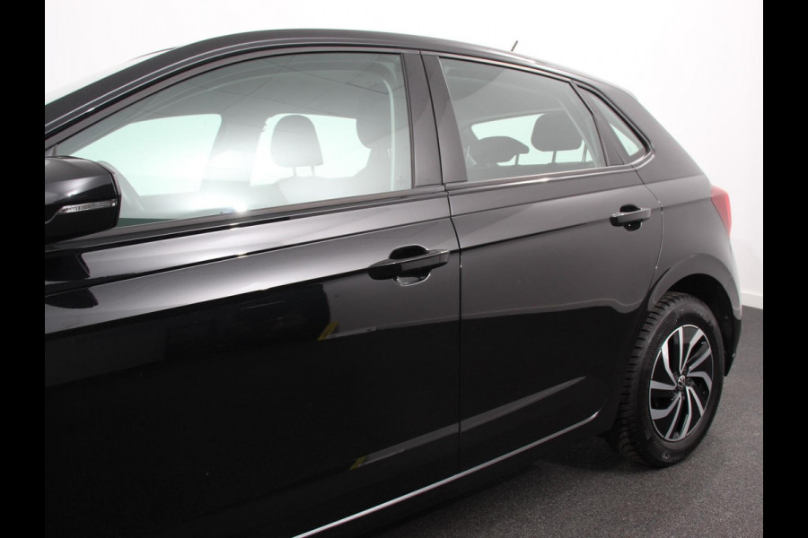 Volkswagen Polo 1.0 TSI Life | Navigatie | Digitale Cockpit | Airco | Parkeer sensoren V+A | LED | Lichtmetalen Velgen