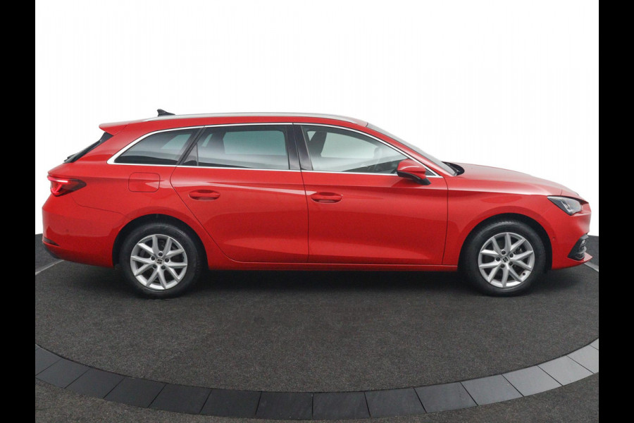 Seat Leon Sportstourer 1.5 eTSI Style Launch*AUTOM.*ACC*HAAK*ECC*CARPLAY* Seat Leon Sportstourer 1.5 eTSI Style Launch*AUTOM.*ACC*HAAK*ECC*CARPLAY*