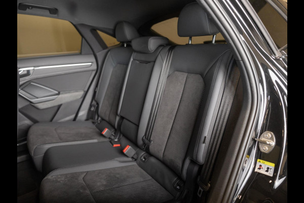 Audi Q3 Sportback 45 TFSI quattro 2x S-Line / 230pk / Panorama dak / Keyless / B&O / Stoelverwarming / Audi Q3 Sportback 45 TFSI quattro 2x S-Line / 230pk / Panorama dak / Keyless / B&O / Stoelverwarming /