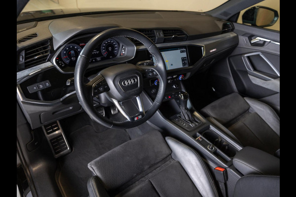Audi Q3 Sportback 45 TFSI quattro 2x S-Line / 230pk / Panorama dak / Keyless / B&O / Stoelverwarming / Audi Q3 Sportback 45 TFSI quattro 2x S-Line / 230pk / Panorama dak / Keyless / B&O / Stoelverwarming /