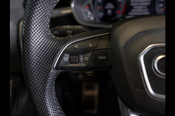 Audi Q3 Sportback 45 TFSI quattro 2x S-Line / 230pk / Panorama dak / Keyless / B&O / Stoelverwarming / Audi Q3 Sportback 45 TFSI quattro 2x S-Line / 230pk / Panorama dak / Keyless / B&O / Stoelverwarming /