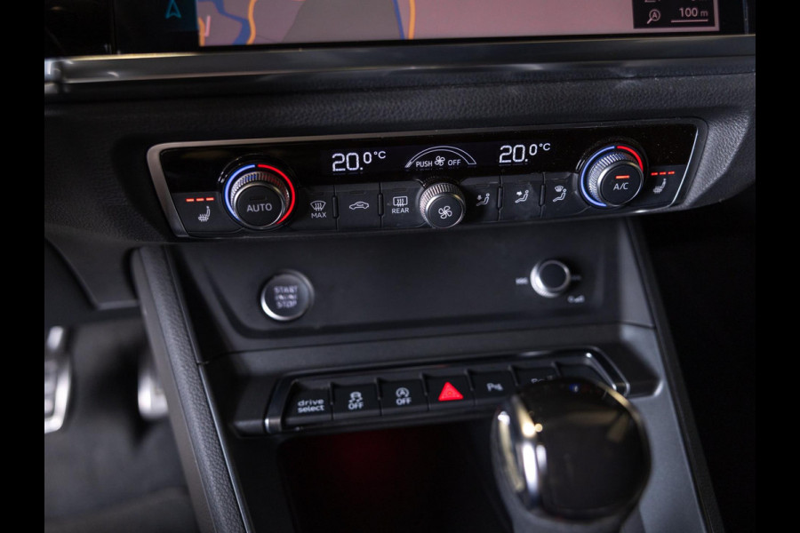 Audi Q3 Sportback 45 TFSI quattro 2x S-Line / 230pk / Panorama dak / Keyless / B&O / Stoelverwarming / Audi Q3 Sportback 45 TFSI quattro 2x S-Line / 230pk / Panorama dak / Keyless / B&O / Stoelverwarming /