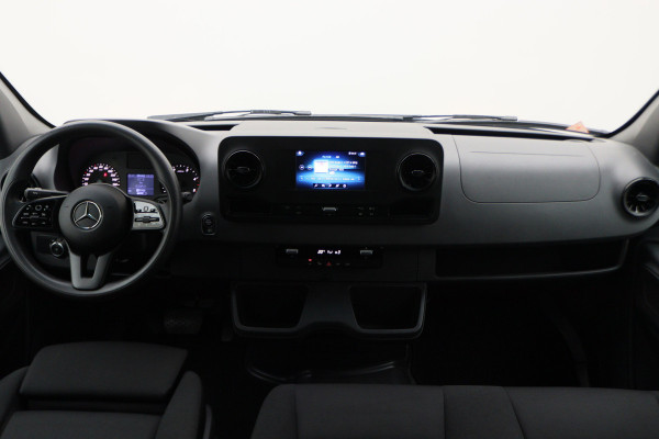 Mercedes-Benz Sprinter 316 CDI L2H2 Automaat DC 6-Zits, Airco, Cruise, Camera, Apple Carplay, Sidebars, Trekhaak 3500KG