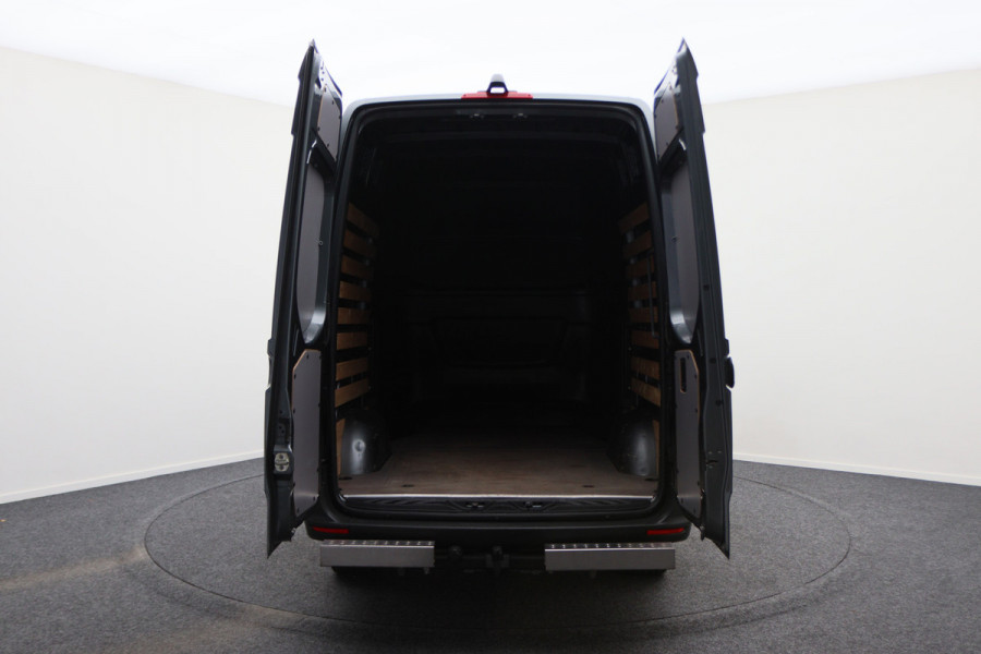 Mercedes-Benz Sprinter 316 CDI L2H2 Automaat DC 6-Zits, Airco, Cruise, Camera, Apple Carplay, Sidebars, Trekhaak 3500KG