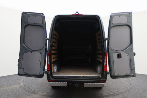 Mercedes-Benz Sprinter 316 CDI L2H2 Automaat DC 6-Zits, Airco, Cruise, Camera, Apple Carplay, Sidebars, Trekhaak 3500KG