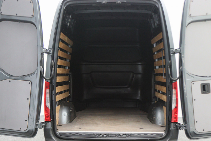 Mercedes-Benz Sprinter 316 CDI L2H2 Automaat DC 6-Zits, Airco, Cruise, Camera, Apple Carplay, Sidebars, Trekhaak 3500KG