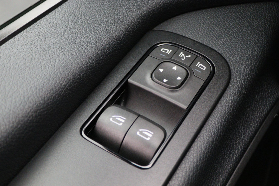 Mercedes-Benz Sprinter 316 CDI L2H2 Automaat DC 6-Zits, Airco, Cruise, Camera, Apple Carplay, Sidebars, Trekhaak 3500KG