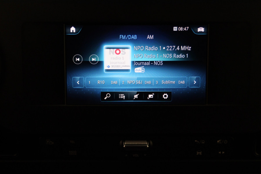 Mercedes-Benz Sprinter 316 CDI L2H2 Automaat DC 6-Zits, Airco, Cruise, Camera, Apple Carplay, Sidebars, Trekhaak 3500KG