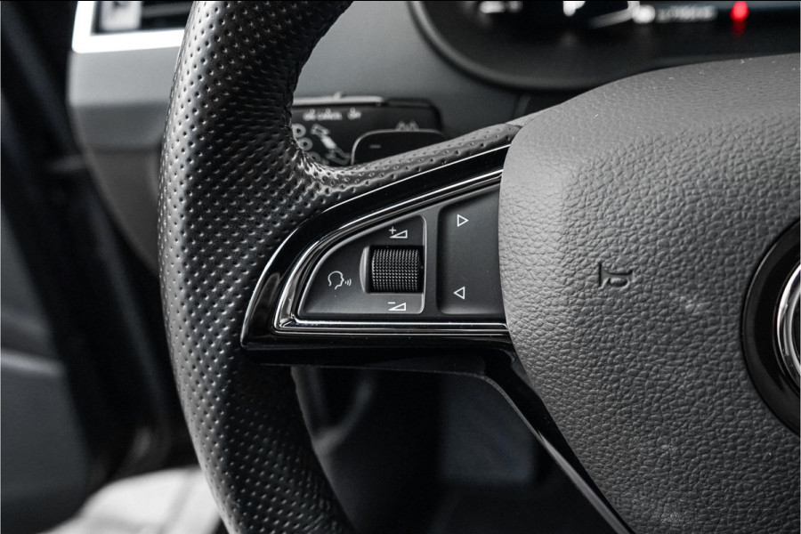 Škoda Octavia Combi 1.5 TSI Sportline Leder Navi Virtual Cockpit 18"